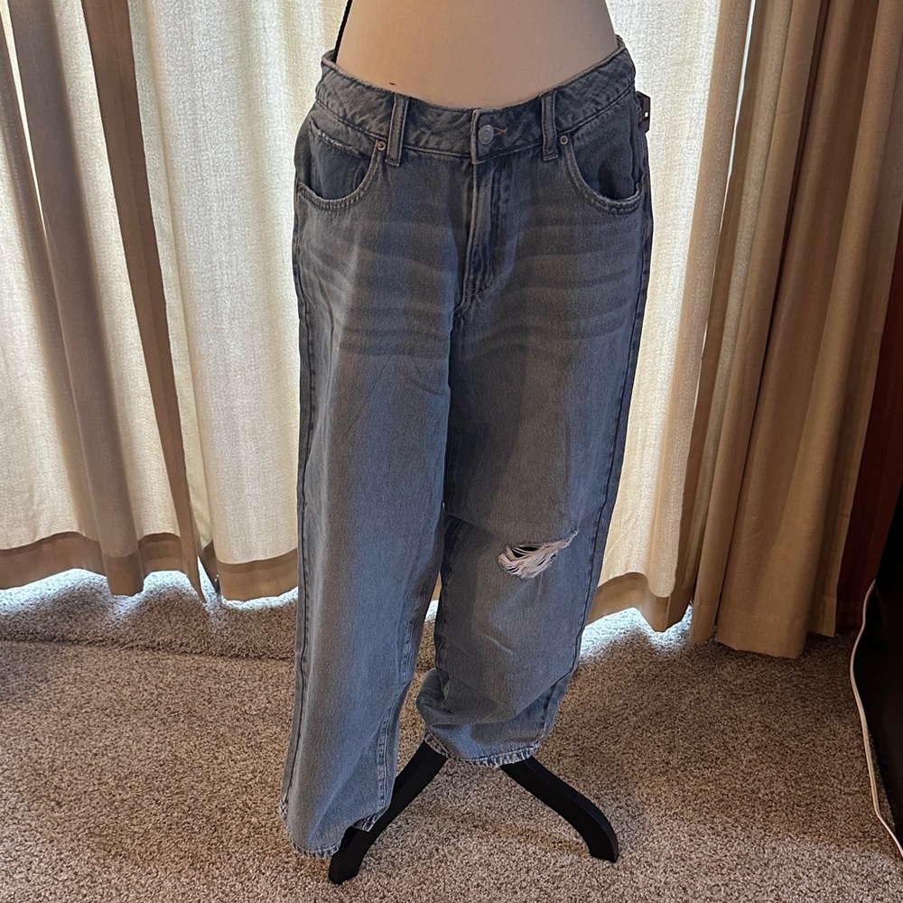 NWT Time and Tru Denim Boyfriend Jeans with Distressed Detail
